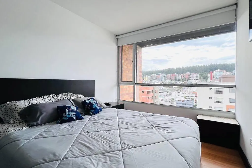 Suite De 1 Dormitorio, 2 Sofa Cama, Wiffi, 3 Personas, Junto Hotel Sheraton Piscina Gym Quito Apartamento