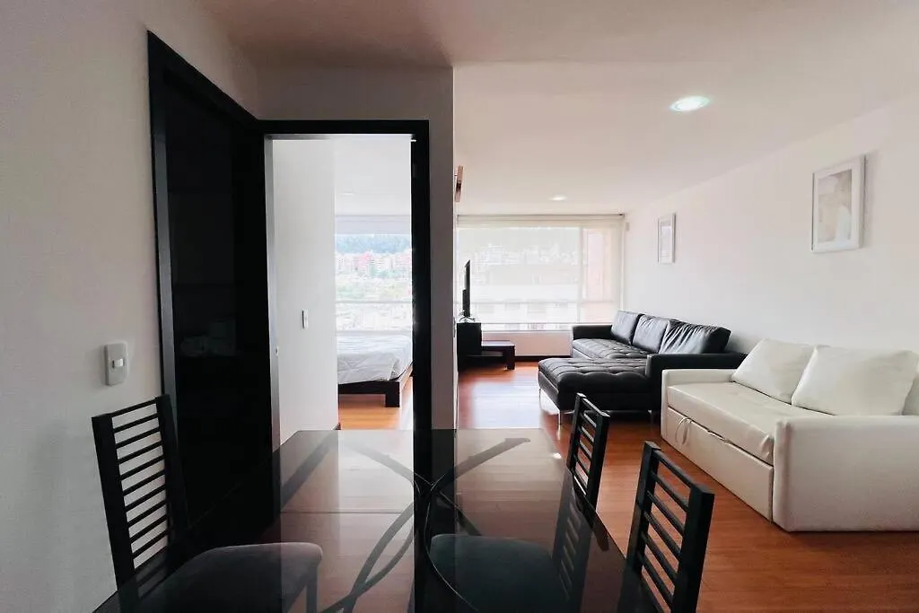 Suite De 1 Dormitorio, 2 Sofa Cama, Wiffi, 3 Personas, Junto Hotel Sheraton Piscina Gym Quito Apartamento