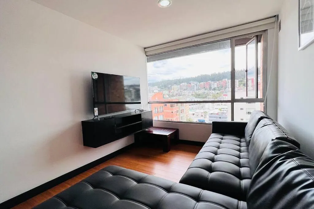 Suite De 1 Dormitorio, 2 Sofa Cama, Wiffi, 3 Personas, Junto Hotel Sheraton Piscina Gym Quito Apartamento