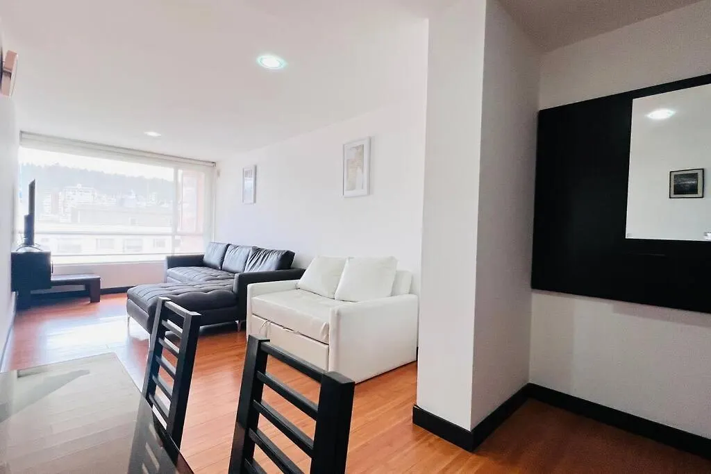 Apartment Suite De 1 Dormitorio, 2 Sofa Cama, Wiffi, 3 Personas, Junto Hotel Sheraton Piscina Gym Quito